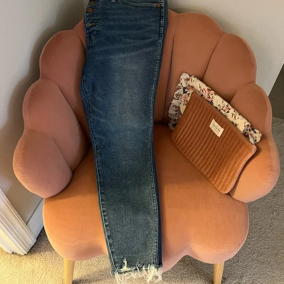 Madewell Skinny Jeans- New & Never Worn - Picture 3 of 5